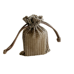  Taupe-colored gauze drawstring bag, approximately 12.5 x 8 cm in size, suitable for storing jewelry or other small items.