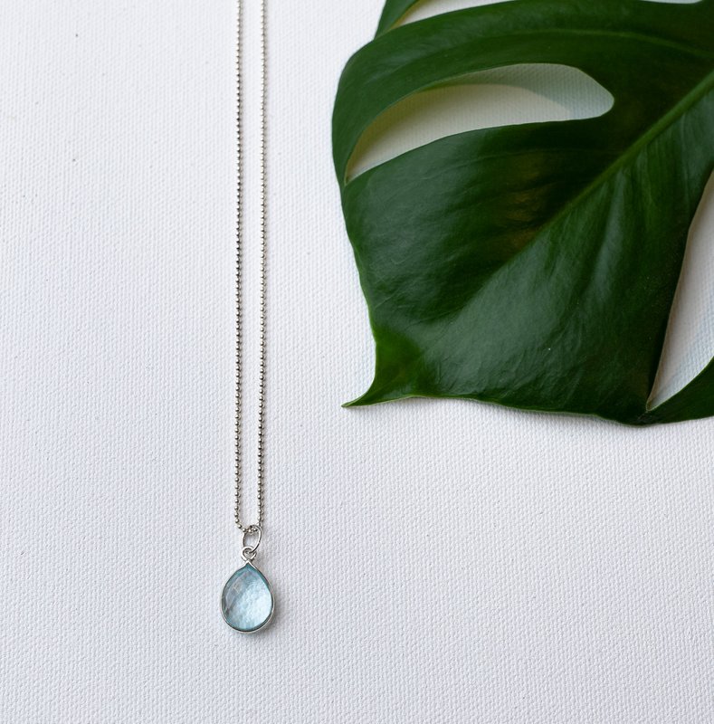 Halskæde med vedhæng QUARTZ