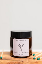 DELICATE LAVENDER Mood Kerze - Braunglas Mini
