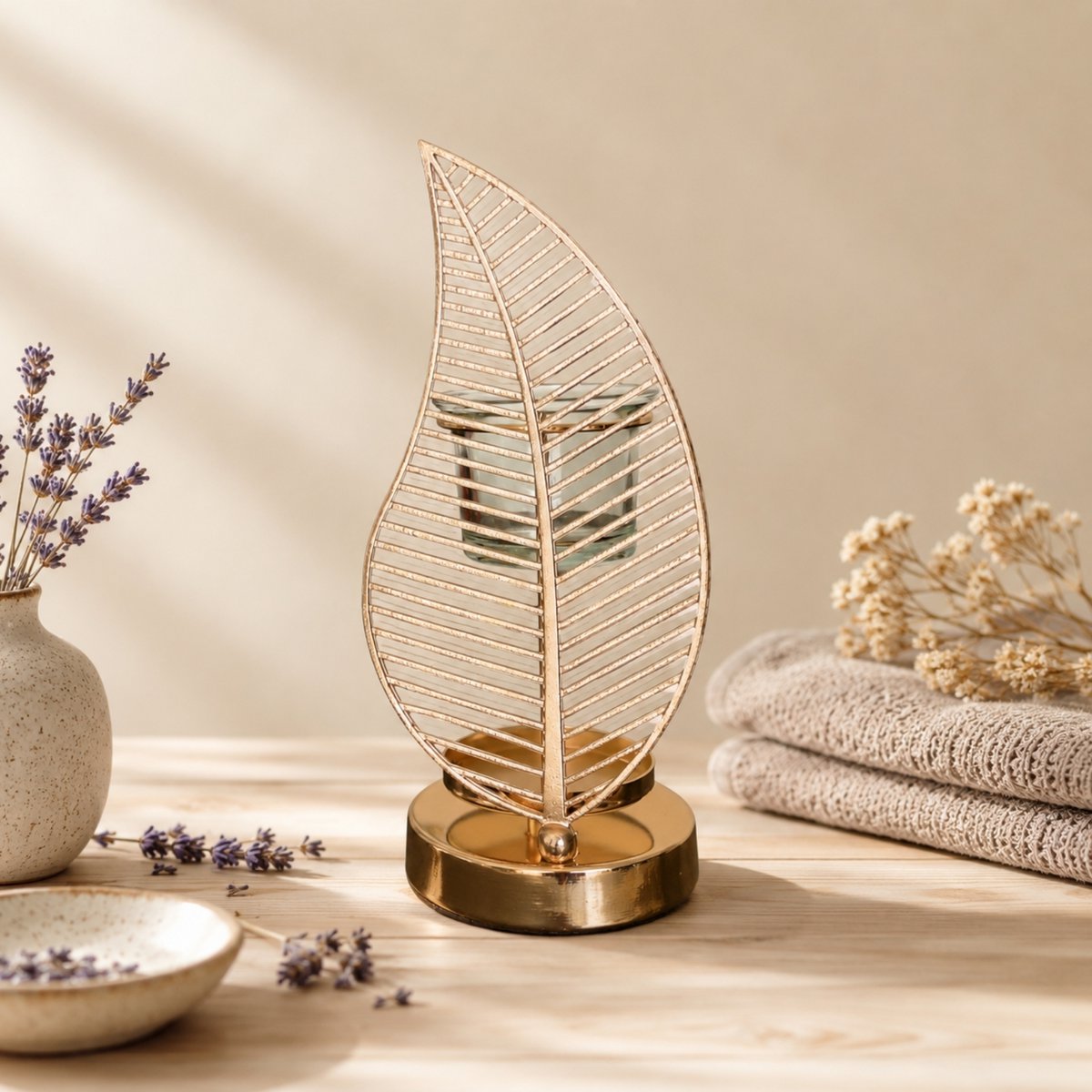 Brûleur à Huile et Fondant Parfumé Série Inspiration Palme – Diffuseur Brûleur Huiles Essentielles, Cire Fondant Parfumé et Parfum d’Ambiance – en Métal Motif Décoratif