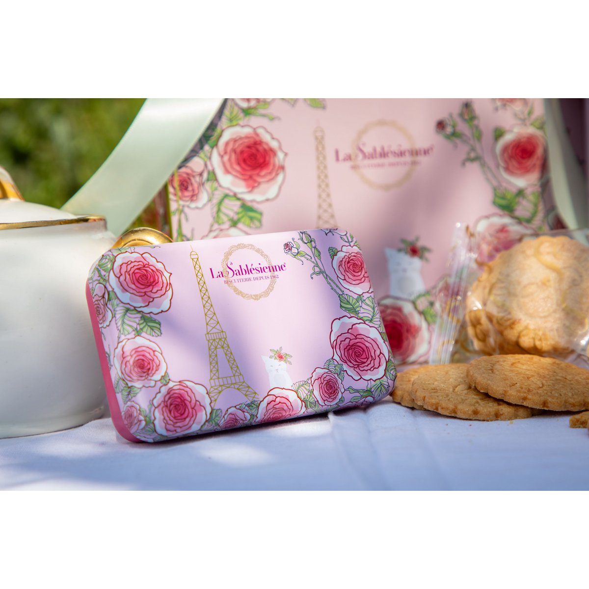 Salted butter caramel shortbread cookies - mini metal box "A morning in Paris" 35 g