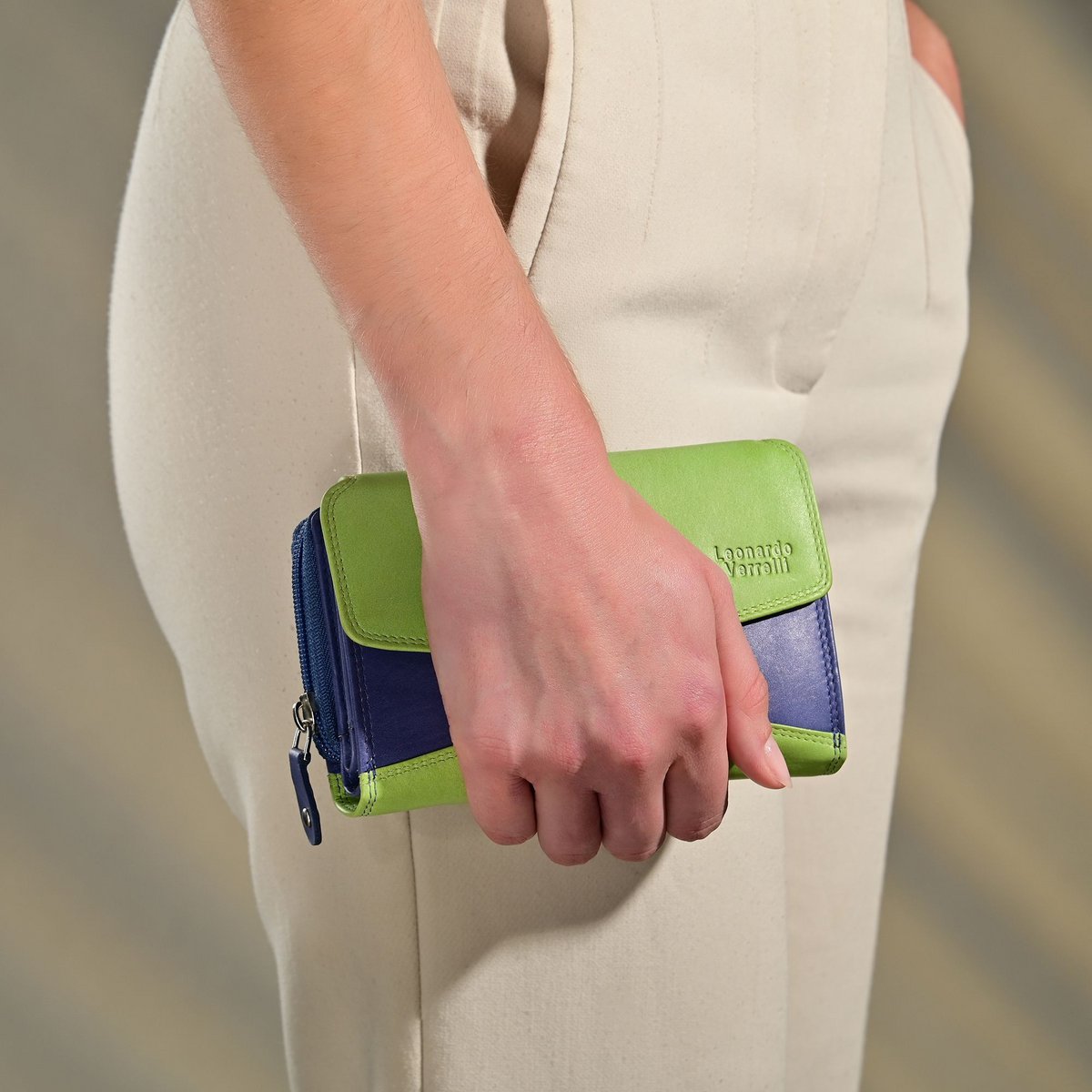 Leonardo Verrelli, damesportemonnee van echt leer, RFID, liggend formaat, donkerblauw/groen