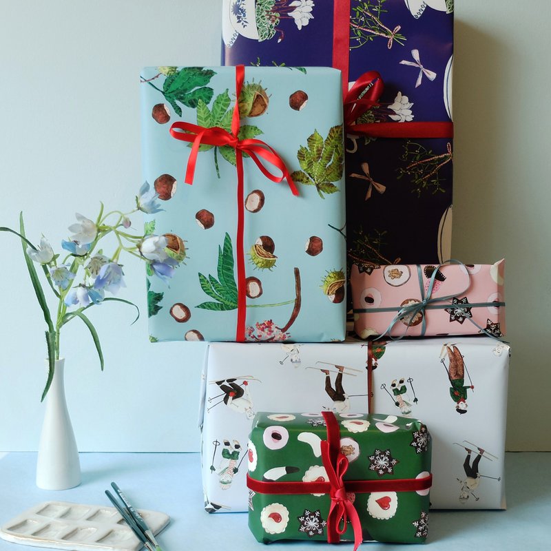 Wrapping paper cookies pink