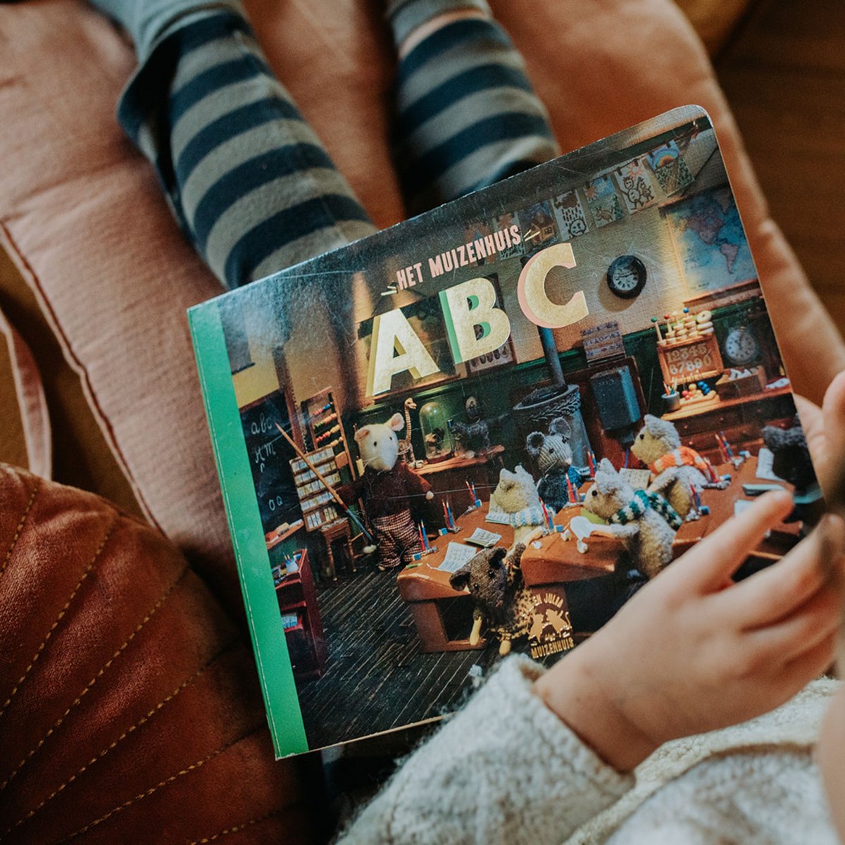 Libro infantil - ABC (holandés) - La casa del ratón