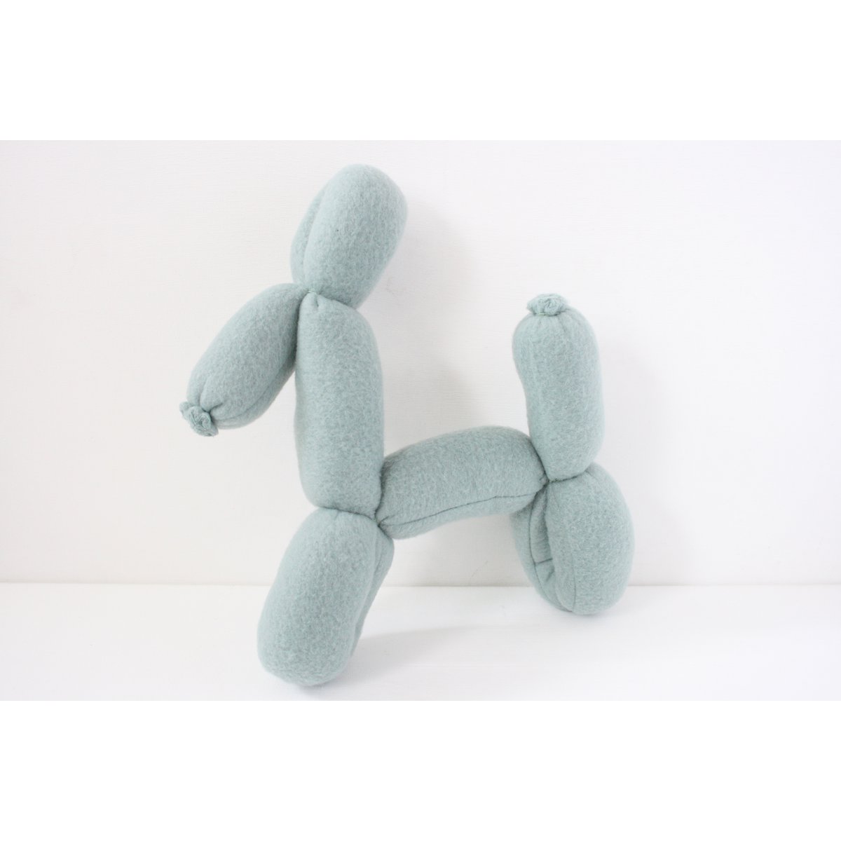 Balloon dogs