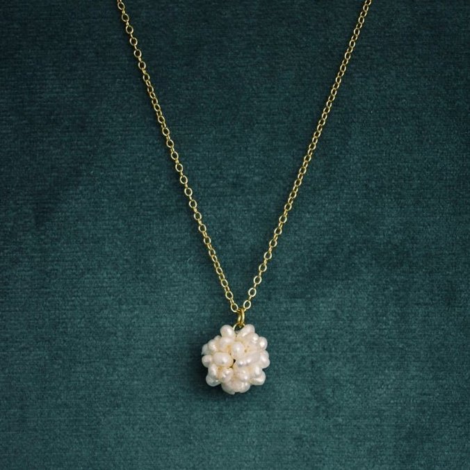 Joya necklace
