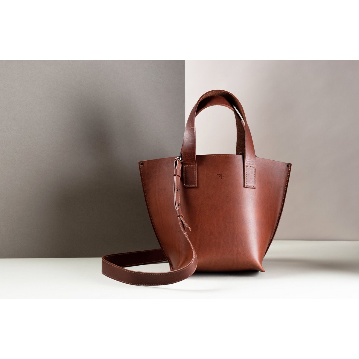 Model Bucket