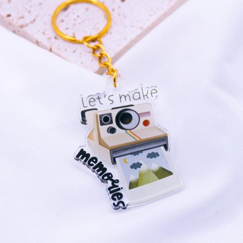 Keychain Polaroid camera "Let's make memories" made of acrylic - gift travel key ring