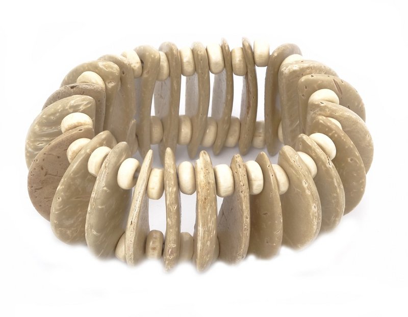 Handmade durable elastic bracelet in beige tone and cream color wooden beads