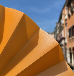 Handventilator, waaier, waaier, oranje doorschijnend