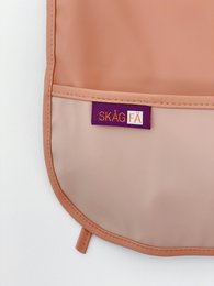 Wodoodporny fartuch dziecięcy Vinklar First Baby Nature Terracotta