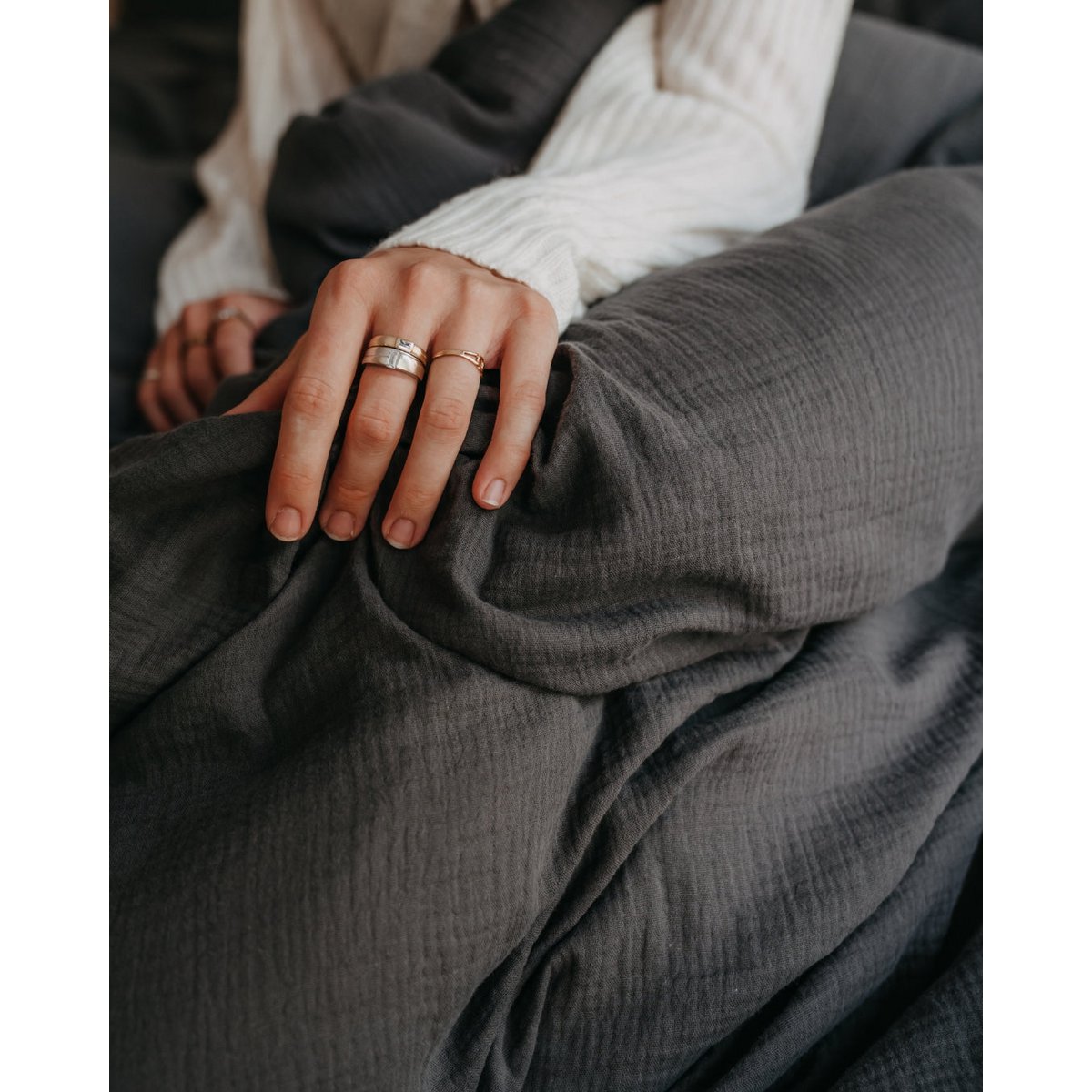 Muslin bed linen “Eliane” • Anthracite