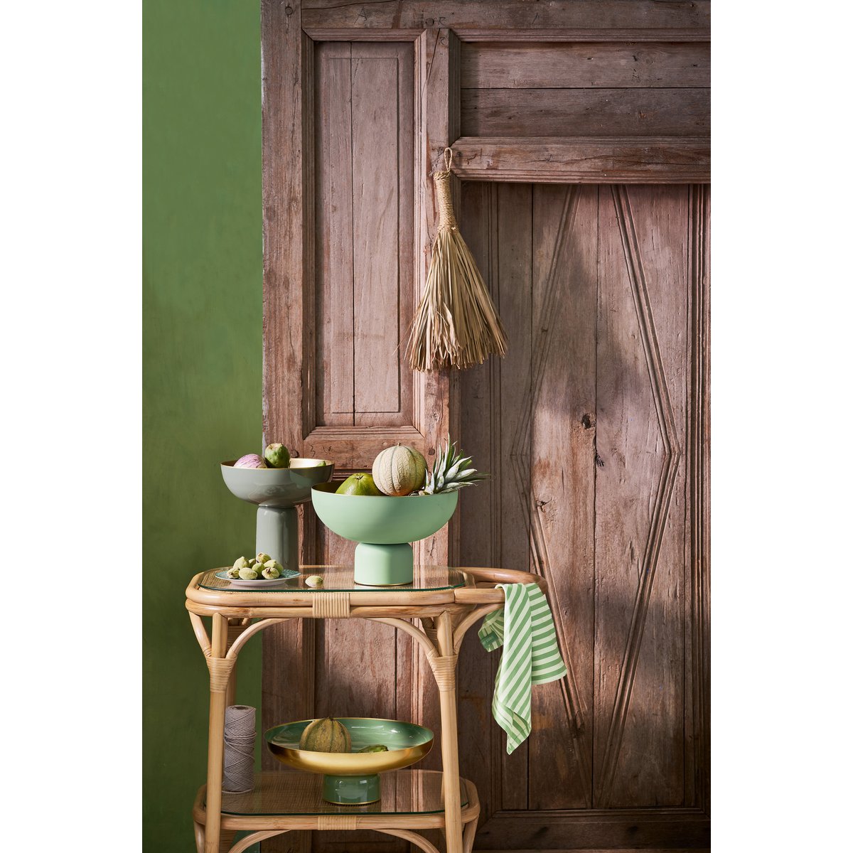 High Tray Metal Green 24x23cm