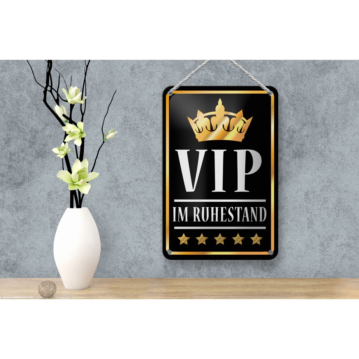 Targa in metallo con scritta "VIP in pensione" 12x18 cm (b/n) decorazione