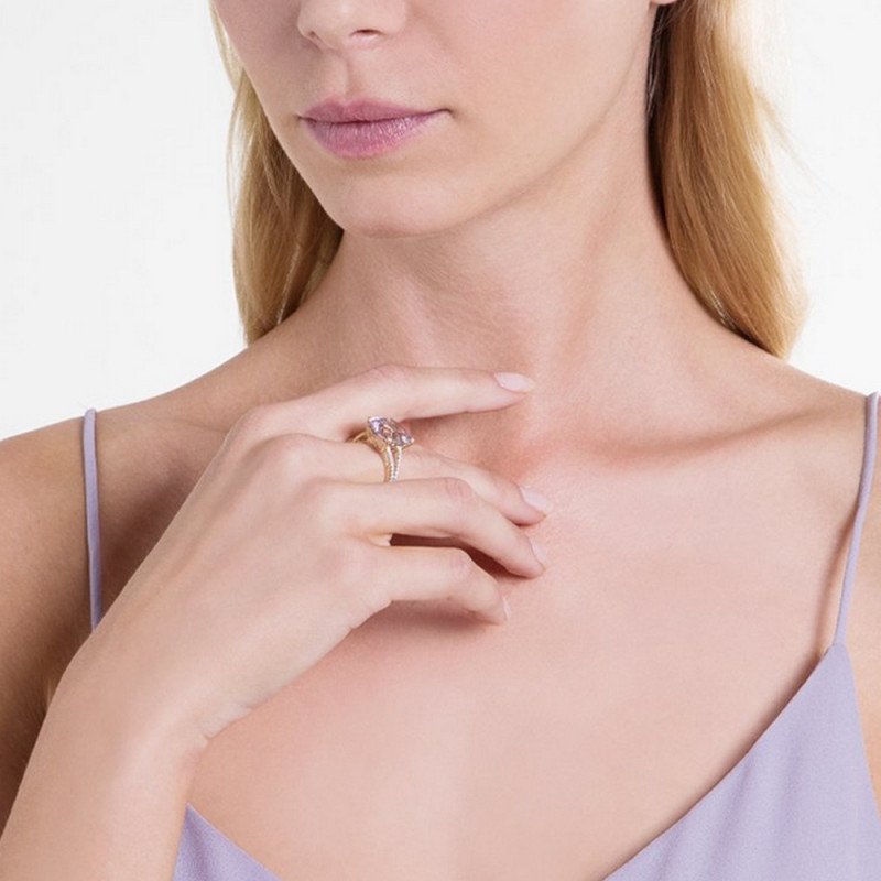 Anello in oro giallo "PINK FICTION" diamanti 0,25 carati e ametista rosa 7,92 carati