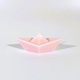 Minnie lo yacht