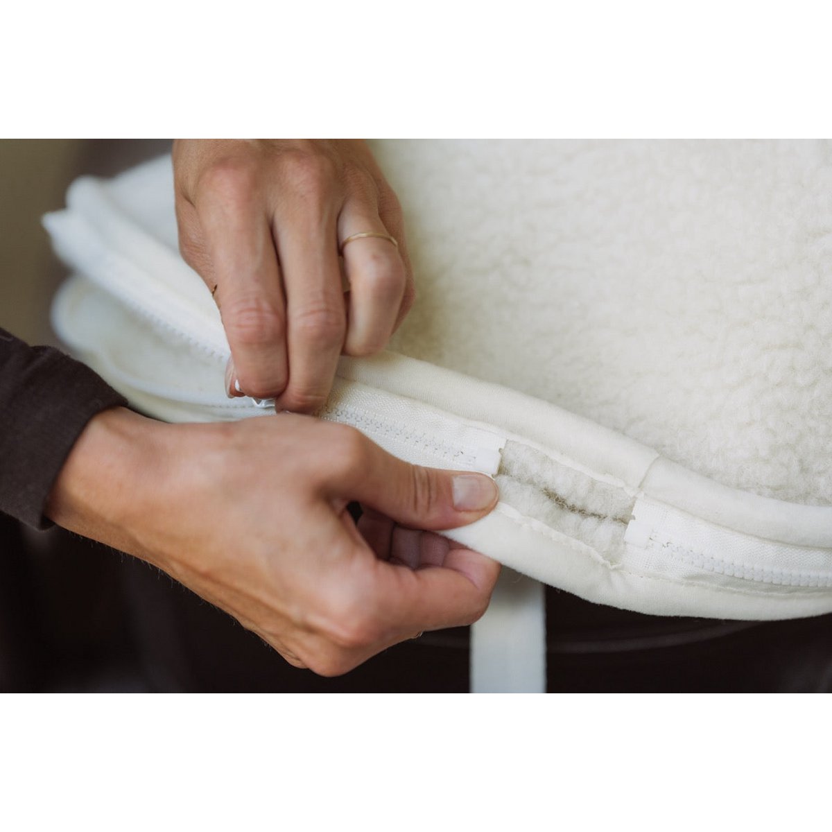Baby footmuff for car seat or maxi-cosi - Merino wool