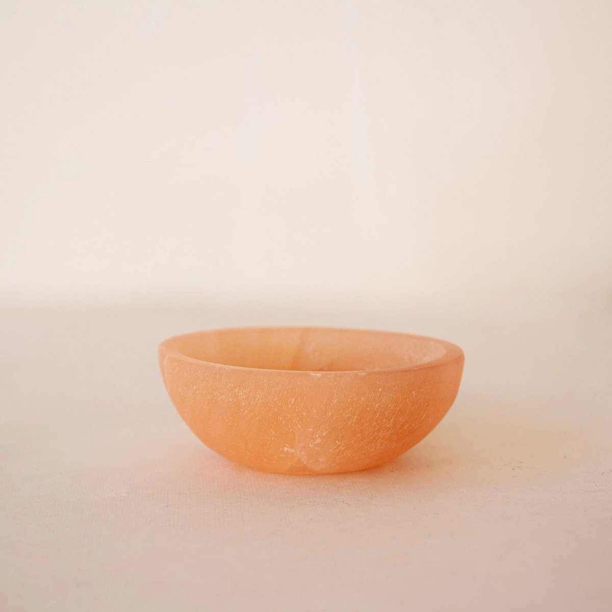 Selenite Bowl Perzik