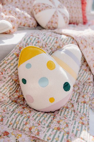 Ostereikissen „Bunte Punkte“