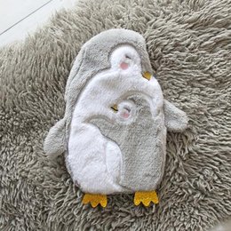 Pingvin og baby varmtvandsflaske