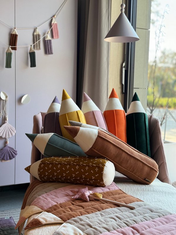 Buntstiftgirlande „Pastell“
