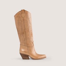  Tan leather Texan cowboy boots with embroidered detailing, chunky heel, knee-high western style boots for women.