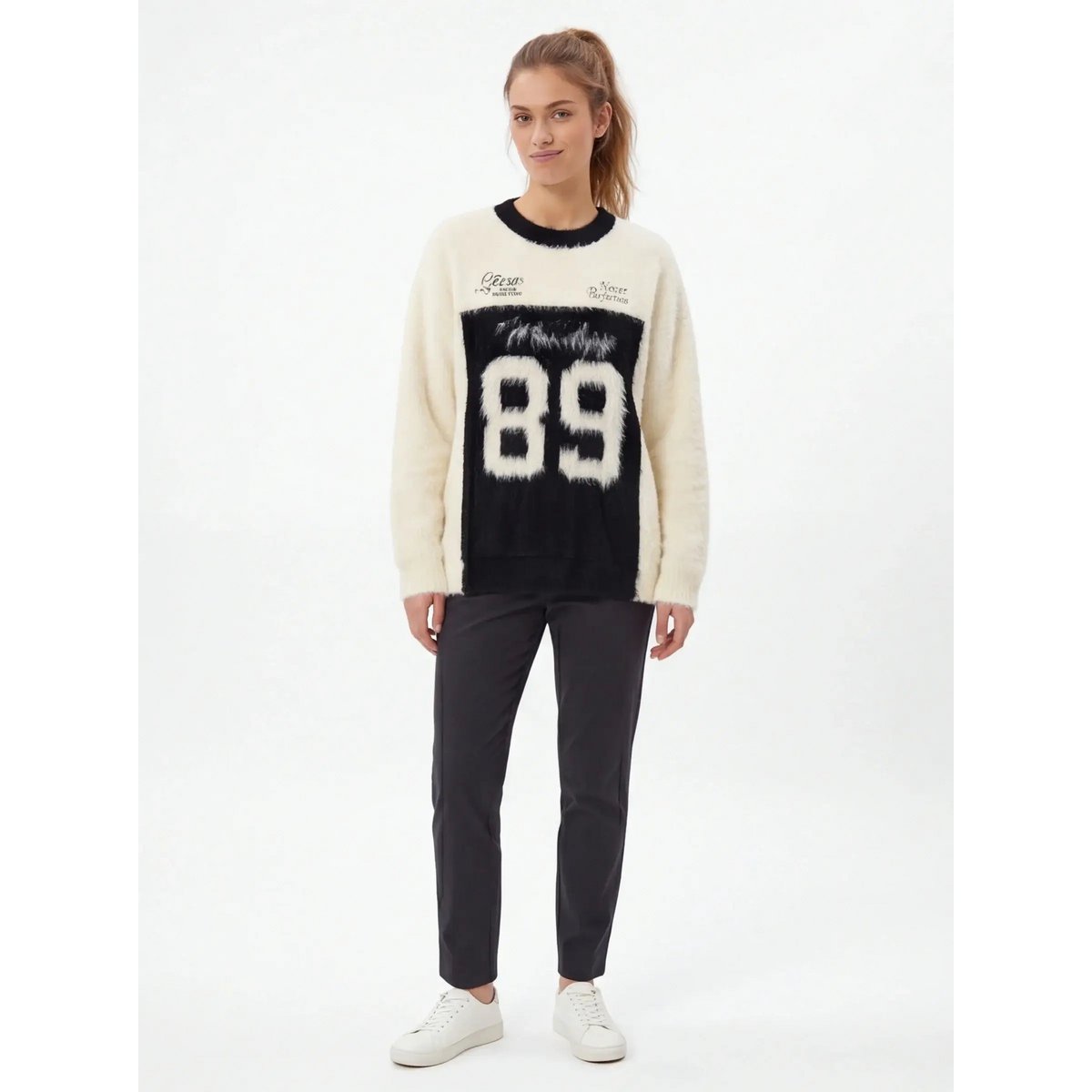 Supreme Crewneck – fra Dense Weave for et ubesværet look