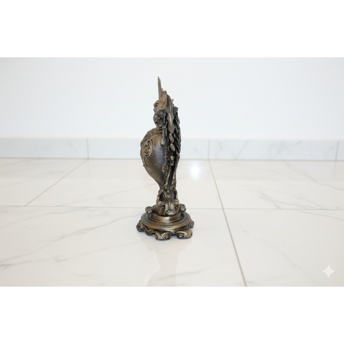 Sculpture de cœur ailé – peinte à la main
