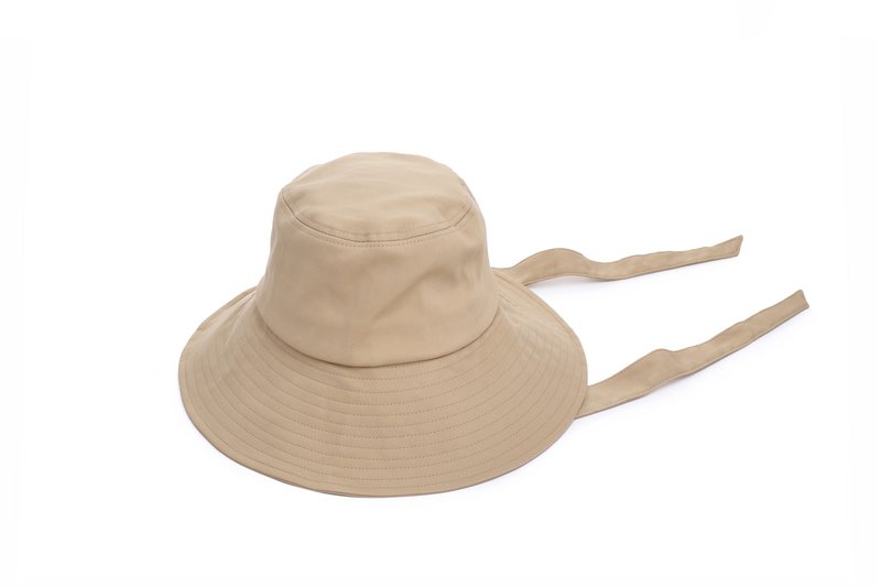 Cappello ampio in cotone