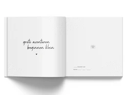 Fyllbooks Babybuch „Mein erstes Jahr“ – Leinen Taupe