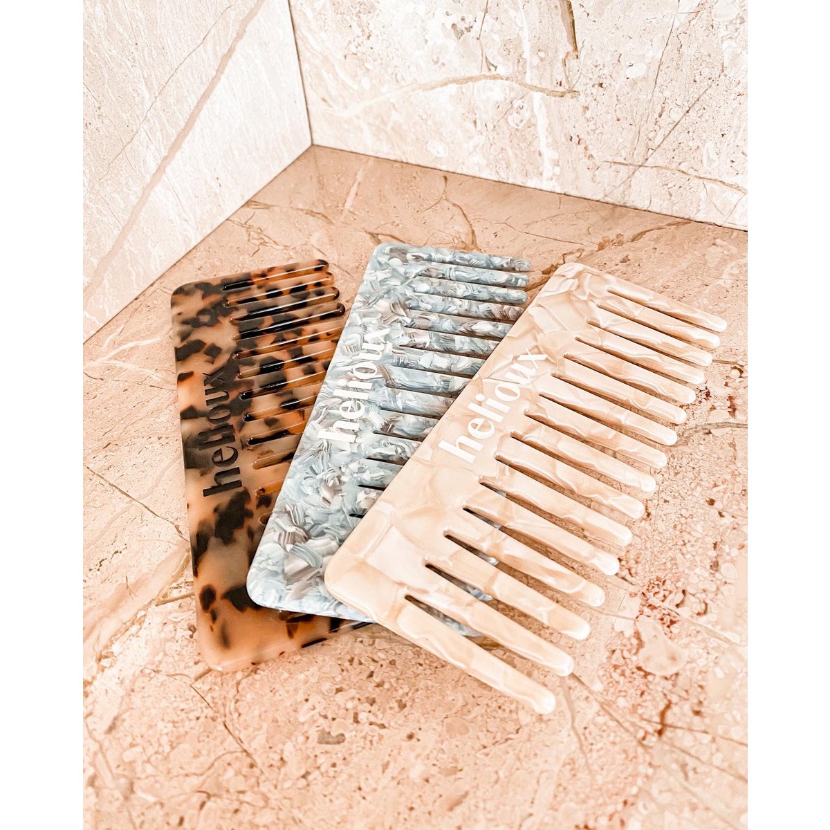 LIV HAIR COMB