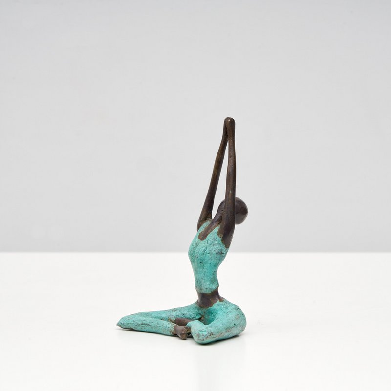 Bronze-Skulptur Yoga "Adeline" | by Hamidou | verschiedene Farben und Größen