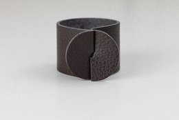 Servilletero Skinnatur | cuero reciclado | 4 cm de diámetro