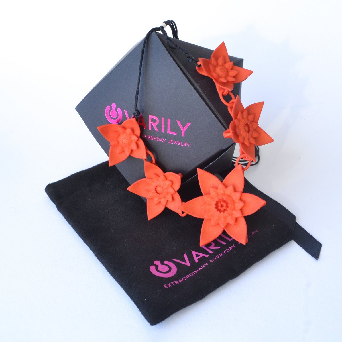Collier 5 Fleurs - Dahlia Prune