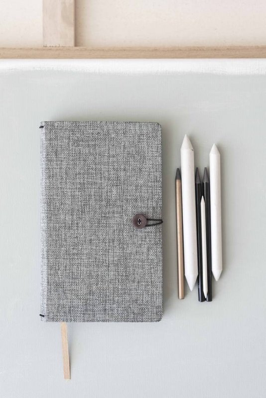 Notebook with button - linen - Moss Agate - FSC Mix Credit