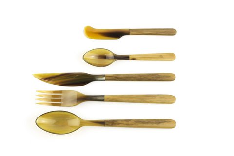 Small cutlery in bamboo and cow horn