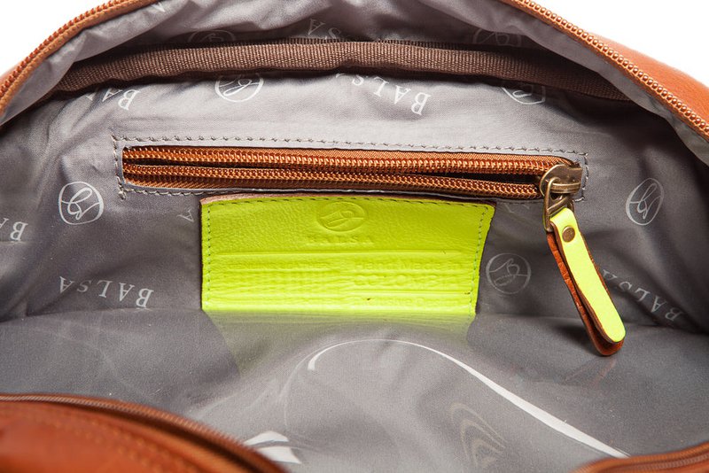 Trousse de toilette avec compartiment - Cognac yellow