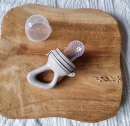 Sucette Fruit Feeder - Sable à pois