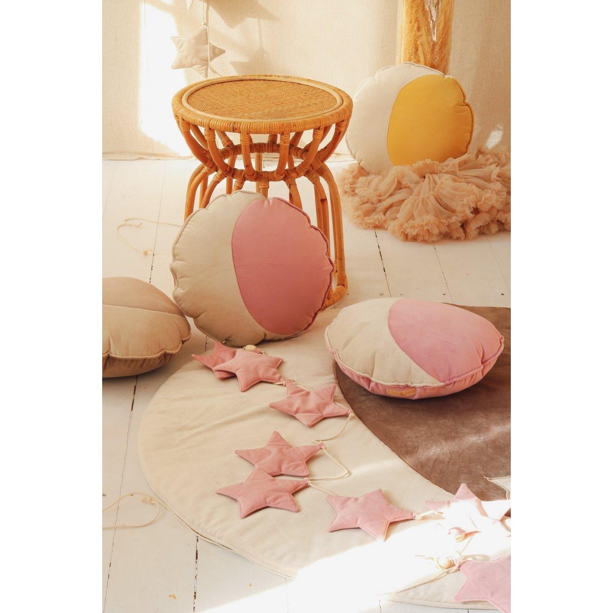 Guirlande en velours « Soft Pink Dust » avec étoiles