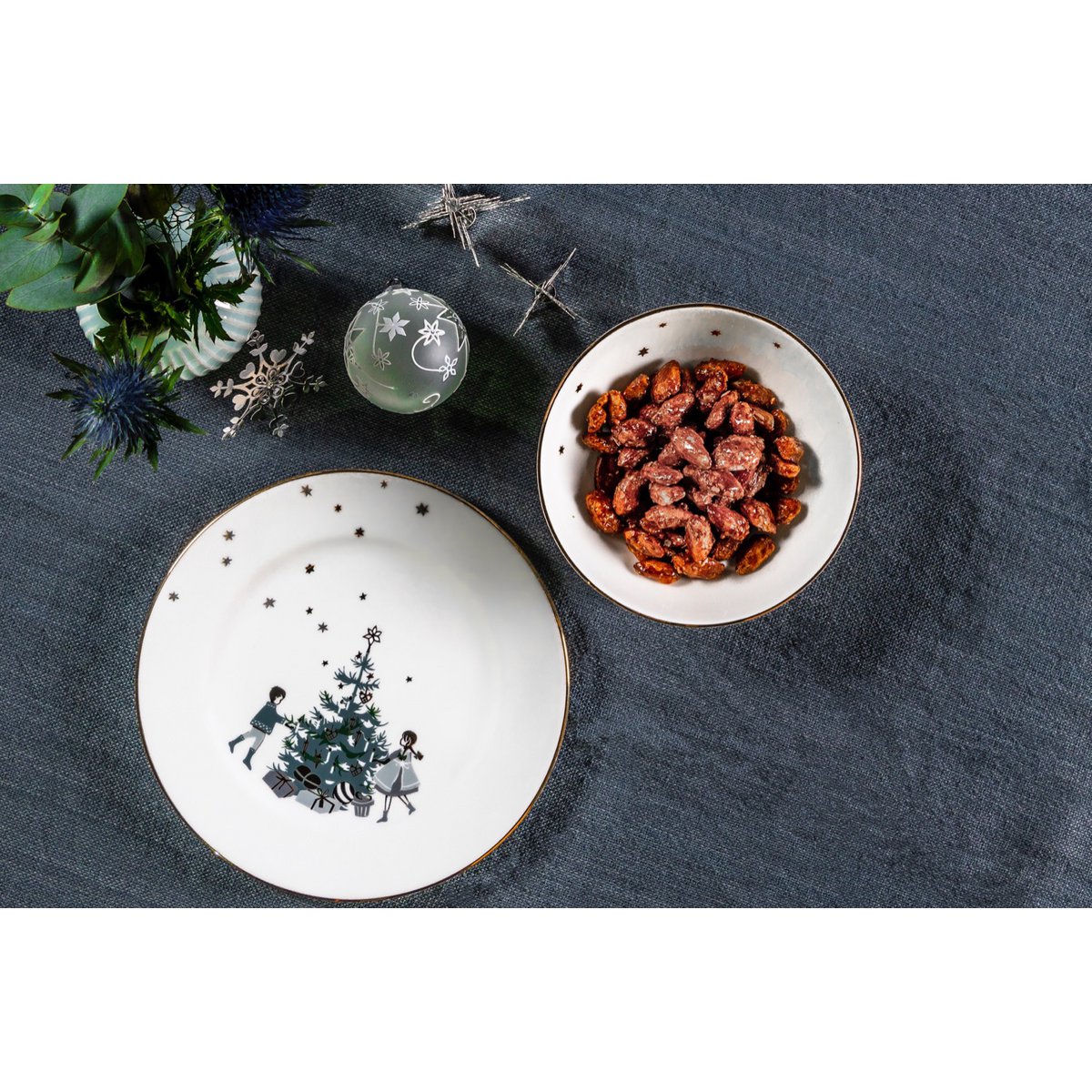 Winter Stars, Plate with Christmas Tree, 21 cm