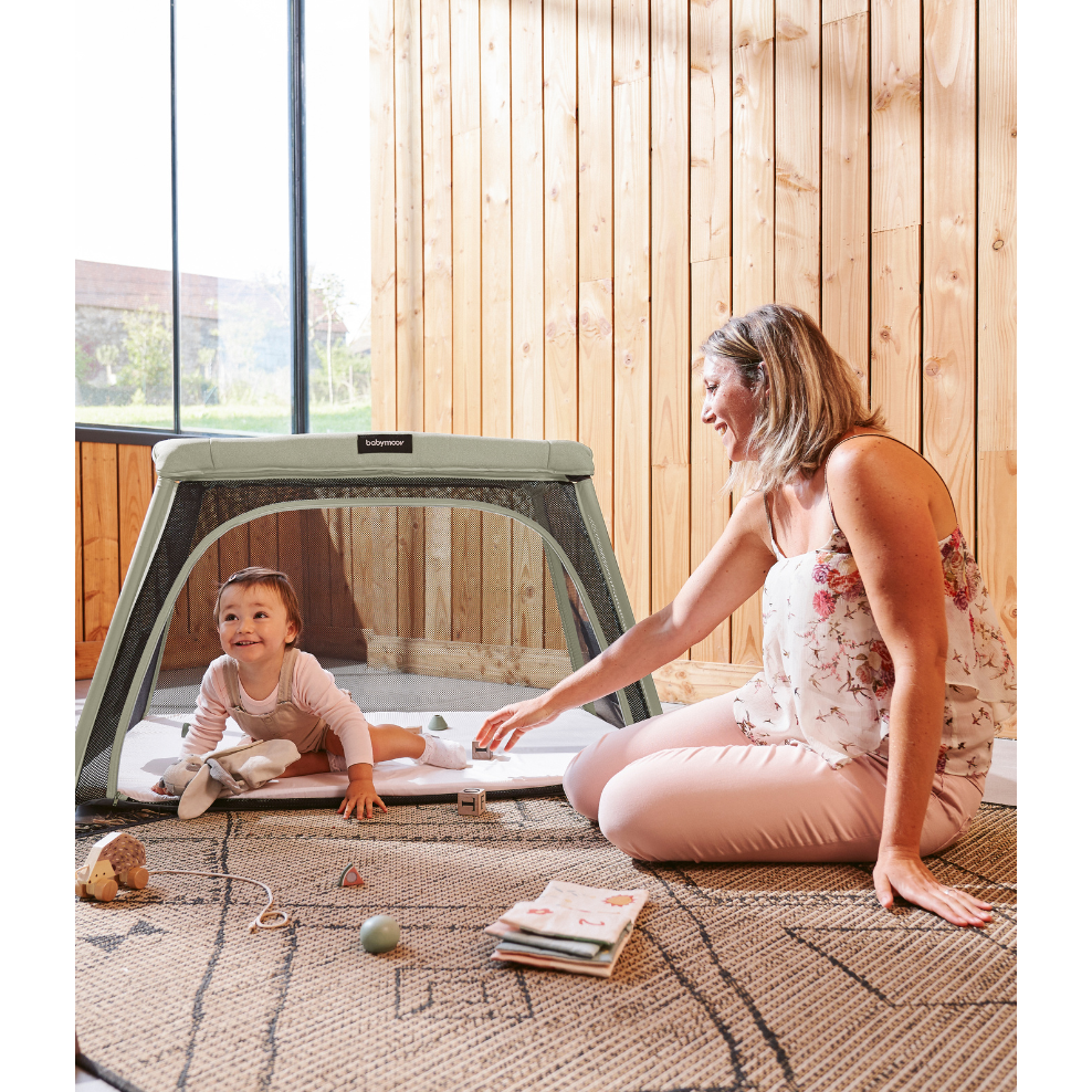 Lettino da viaggio con culla integrata - Moov & Comfy