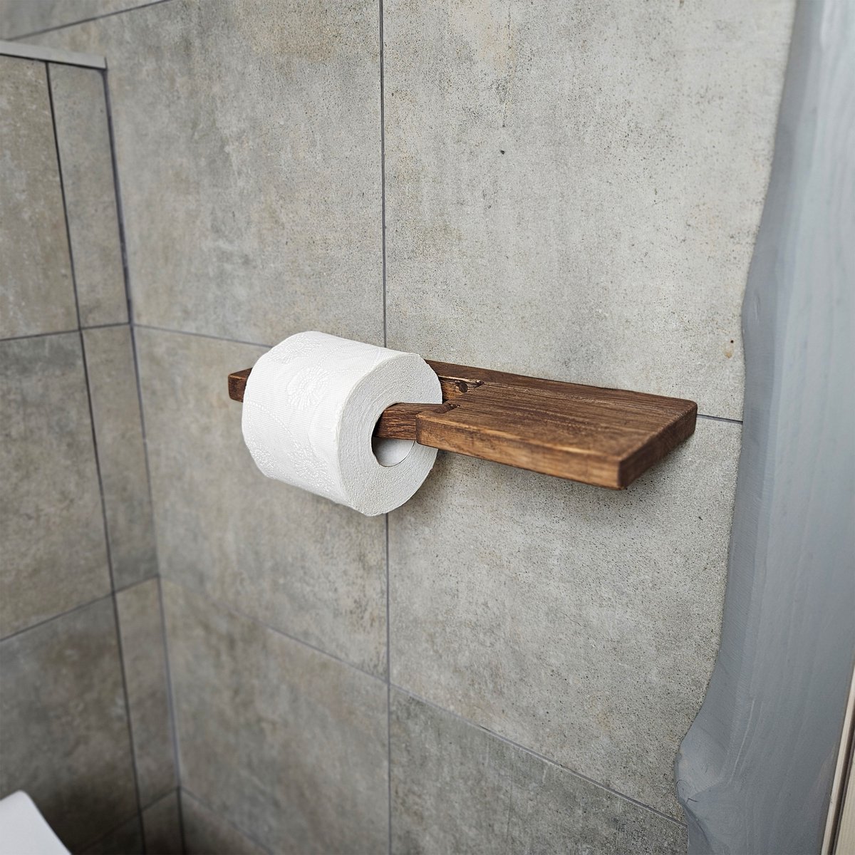 Porte-toile de toilette à montage mural rustique avec étagère, organisateur de salle de bain pour rangement TP et support de rouleau supplémentaire