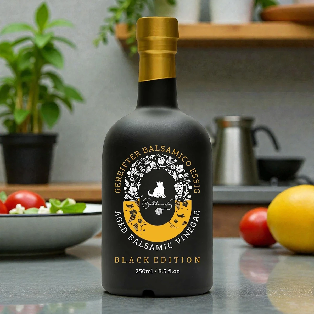 Balsamic vinegar aged in oak barrels 250ml