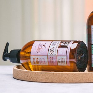 Supervette zwarte zeep met olijfgrigonolie. Lavendel geur. Kopie van 500 ml