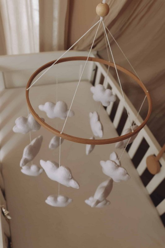 Handgemaakte Wolken Muziekmobiel - Boxmobiel - Baby mobile - mobile wickeltisch