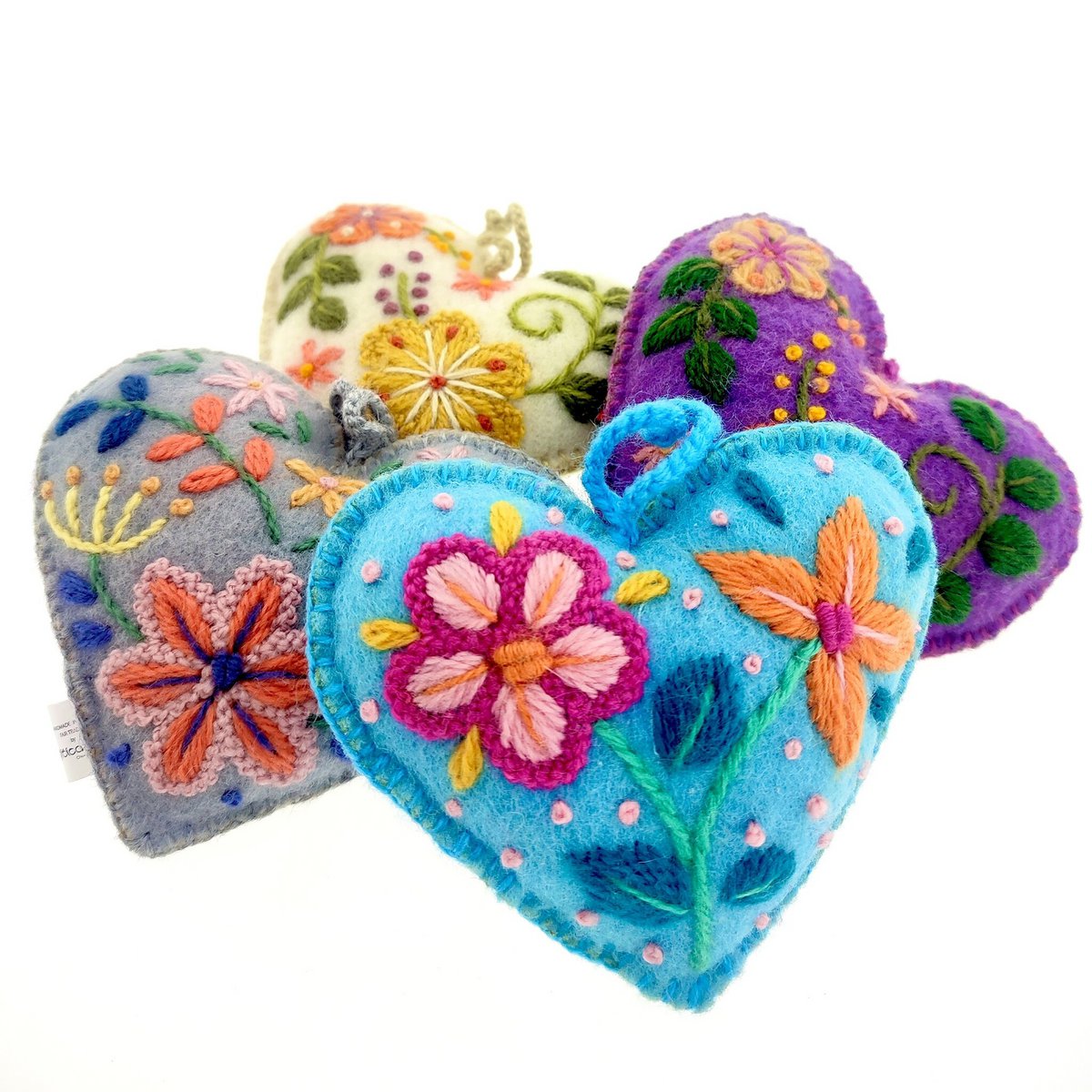 Adorno de corazón, multicolor, 100% lana de oveja