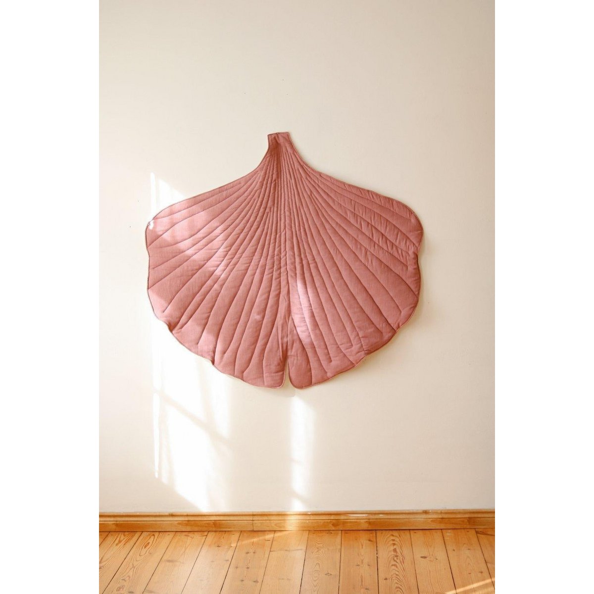 Ginkgo-Blatt-Matte aus Leinen „Dirty Pink“