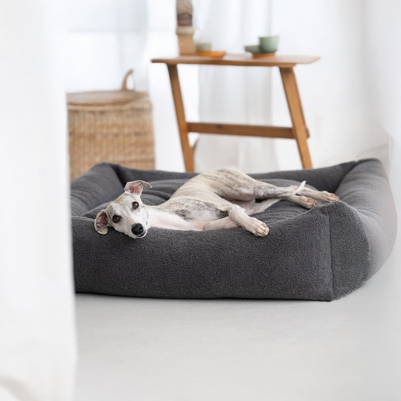 TEDDY I KLASSISK HUNDEBETT