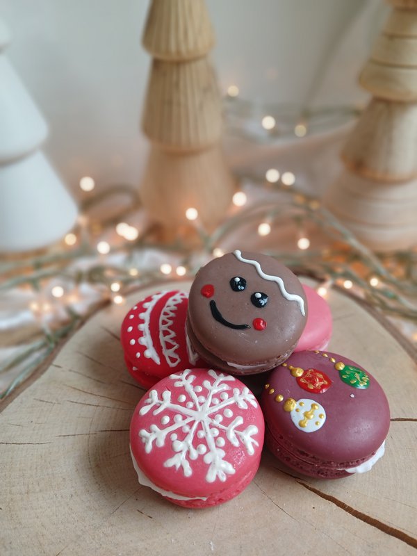 Weihnachts-Macarrons-Wachs schmilzt