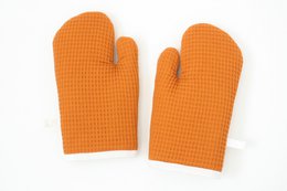 Waffle cloth oven mitts orange